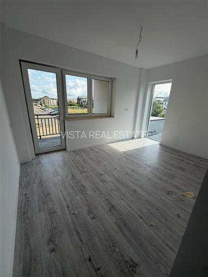 Exclusivitate, Apartament 3 camere, Zona Tractorul, Brasov - 2