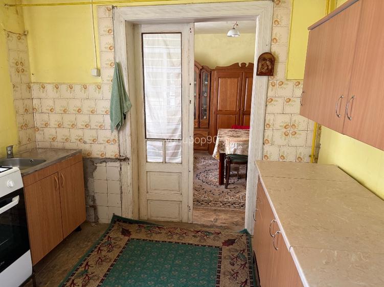 PROPRIETAR – Apartament 1 cameră la curte | Zonă de TOP (Str. Paris / Porumbeilo - 8