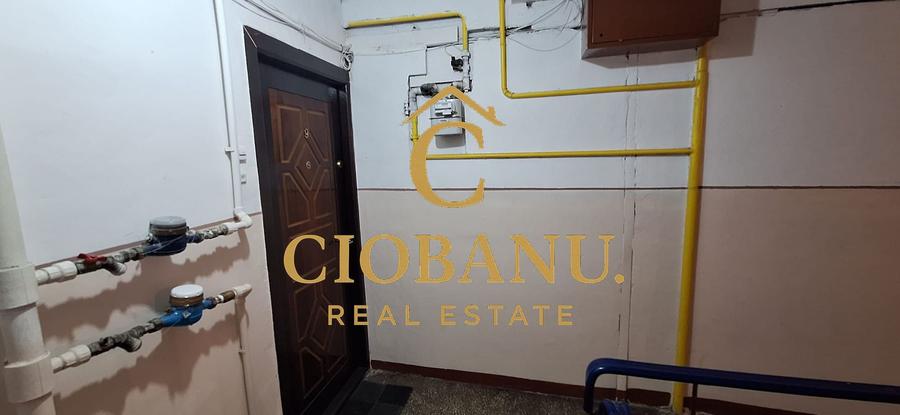 APARTAMENT DE VANZARE ETAJ 2/4 DECOMANDAT ZONA 1 MAI