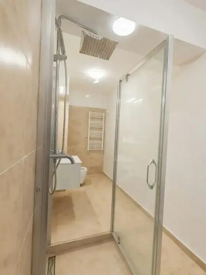 Virtutii Metrou P. Poienaru Duplex  5 camere