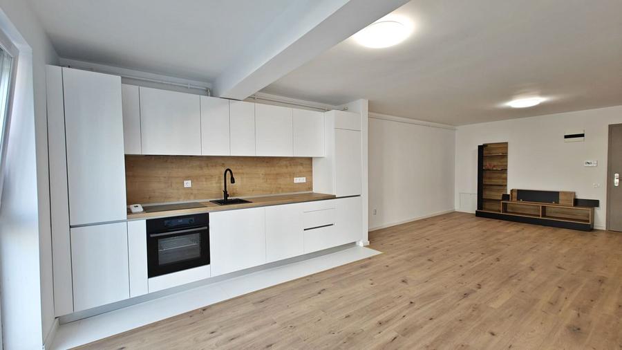 Apartament 2 camere, finisat, parcare, langa Parcul Sportiv
