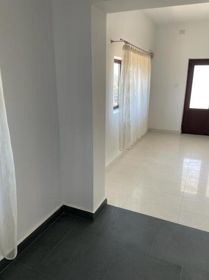 Casă spațioasă 184 mp de vânzare – Sadova, Dolj