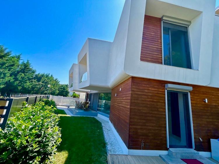 Villa modern design | Iancu Nicolae | British School | Cambridge School