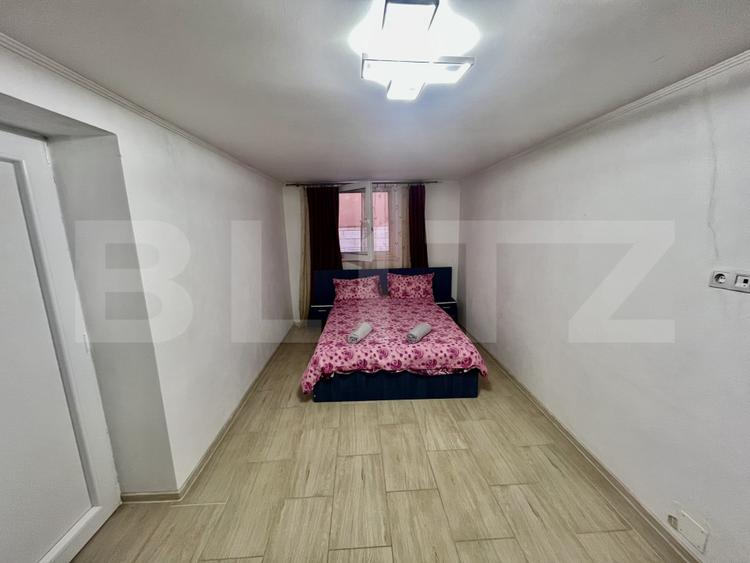 Aapartament de vanzare zona centrala (curte comuna)