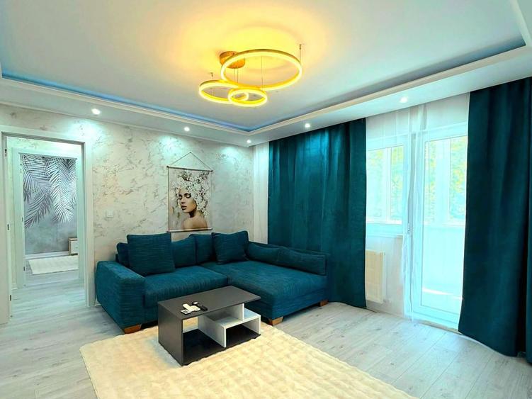 LA CHEIE: Apartament 3 camere, etaj 2, renovat, design premium