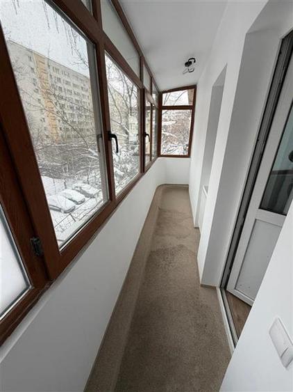 Vanzare apartament 5 camere Obor, boxa, loc parcare, centrala proprie, fara risc