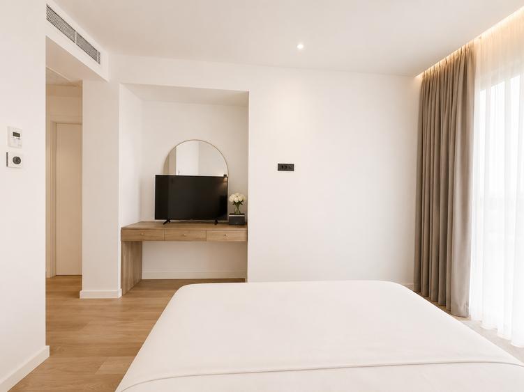 3 camere etaj 7 One herastrau Towers