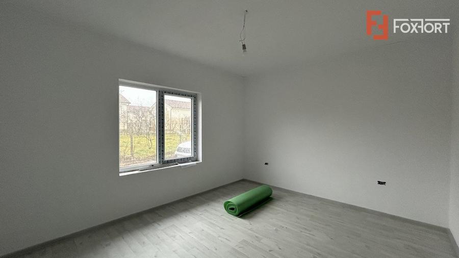 COMISION 0% Duplex cu 3 camere si teren de 287 mp, Sanandrei