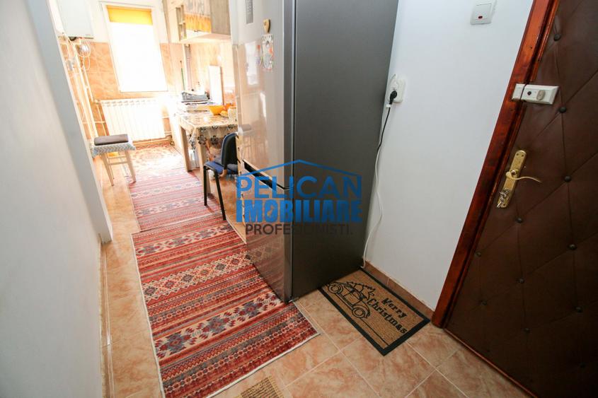 Vest, 2 camere, etaj 1, centrala proprie