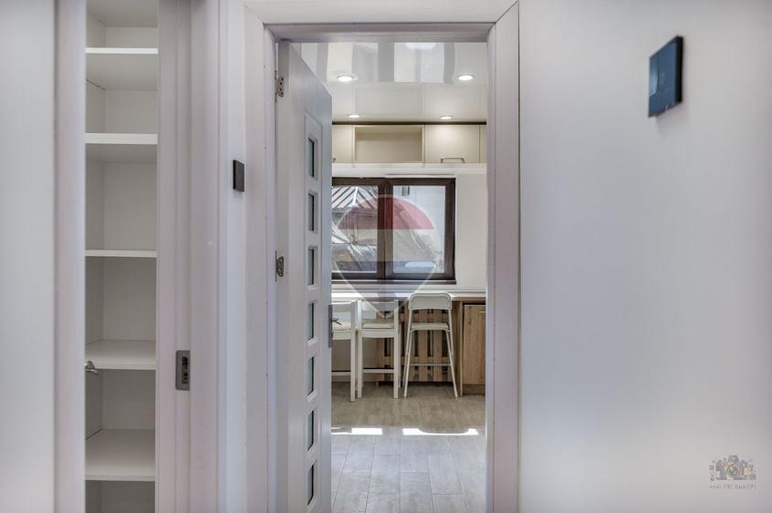 4 camere renovat | vedere fântâni Unirii | Bibescu Vodă | 106 mp
