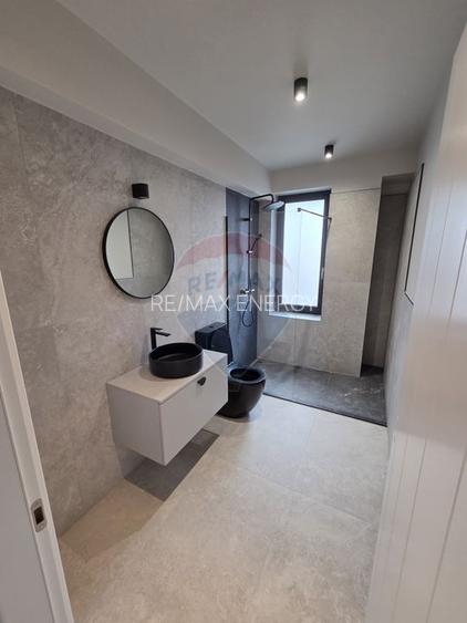 Vila de inchiriat in Voronet. Prima inchiriere, 5 camere. - 14
