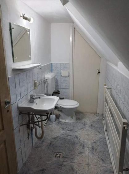 Casă tip duplex cu 4 dormitoare de închiriat – ideală pentru familie/ muncitori