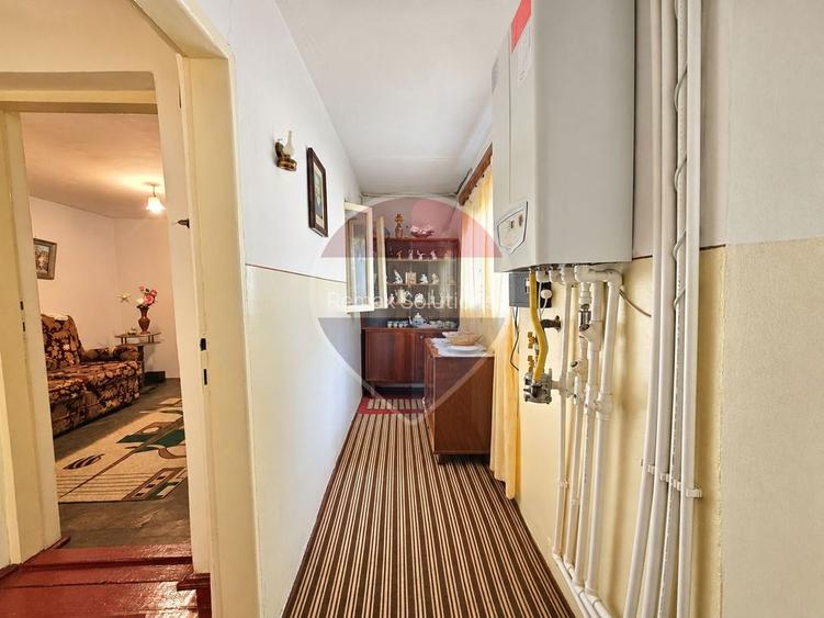 Casă cu 3 camere de vânzare în zona Bratianu - 6