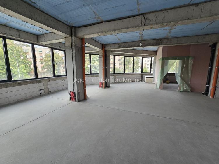 Cladire de inchiriat SPATIU COMERCIAL (clinica medicala , birouri , etc)