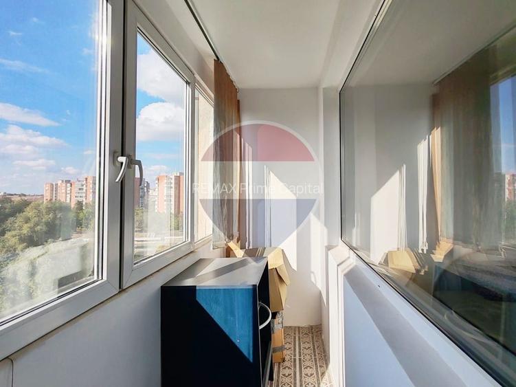 De închiriat apartament 2 camere și loc de parcare - Splaiul Crișanei - 5