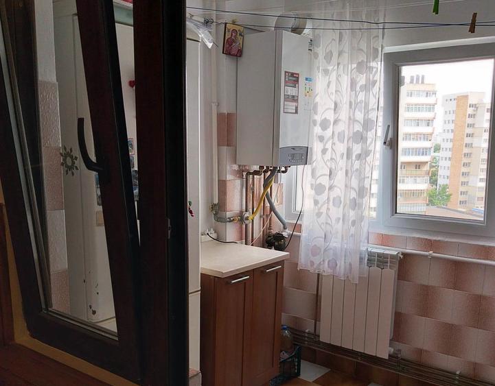 Apartament 2 camere, decomandat, 61 mp, mobilat, bloc reabilitat, Unirii Nord