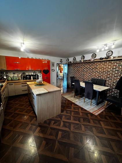 Casa individuala S+P+M, 7 camere,teren 1100 mp, Pâclișa