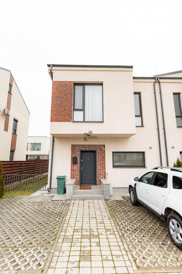 Vilă Duplex – Complex Rezidențial DOXA GARDENS, Tunari