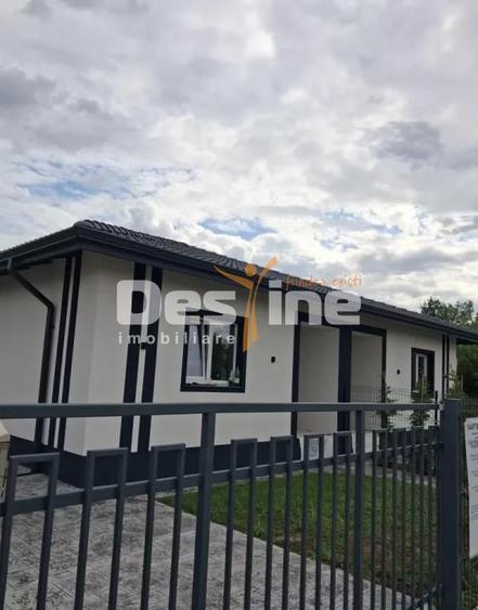 Duplex parter, 86 mp utili, complet finisat – Sânmihaiu Român