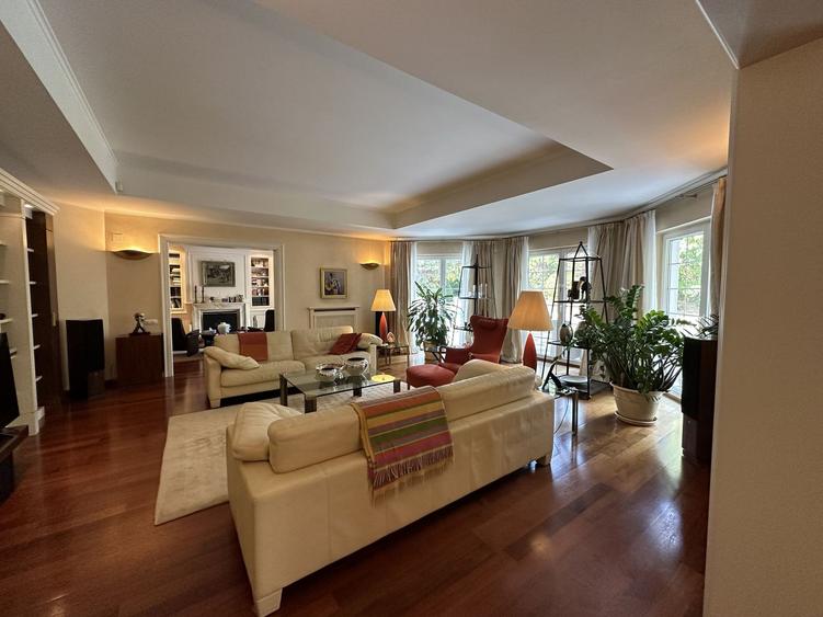 Vila individuala, teren 3000 mp, Iancu Nicolae