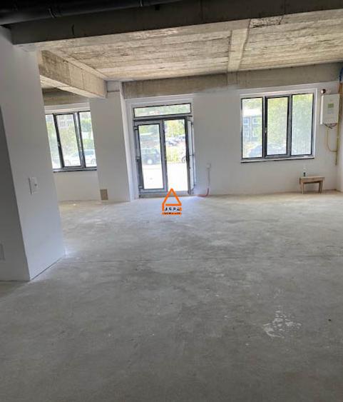 DE INCHIRIAT : Spatiu comercial - 188 mp - Lidl , Bucium