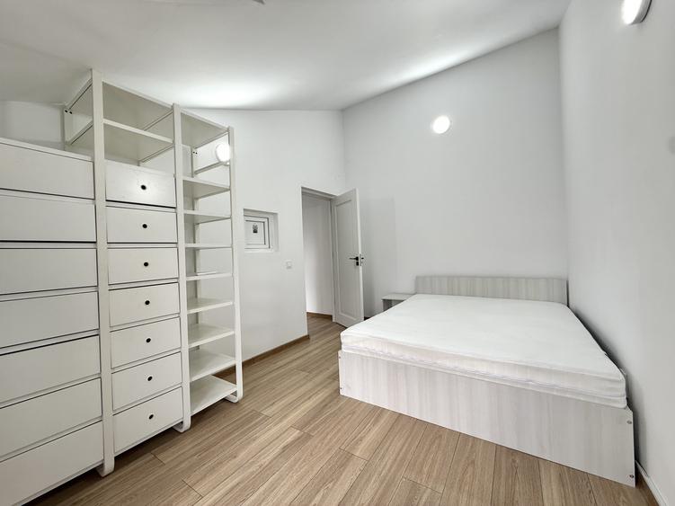 DE ÎNCHIRIAT – Garsoniera moderna în zona ULTRACENTRALA