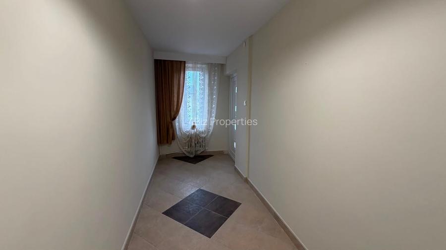 Casă de închiriat în Sărărie – 360 mp, 7 camere și 2 locuri de parcare - 12