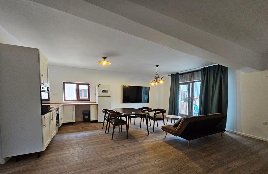 3 Camere Zona Energia Mobilat Utilat Termen Lung