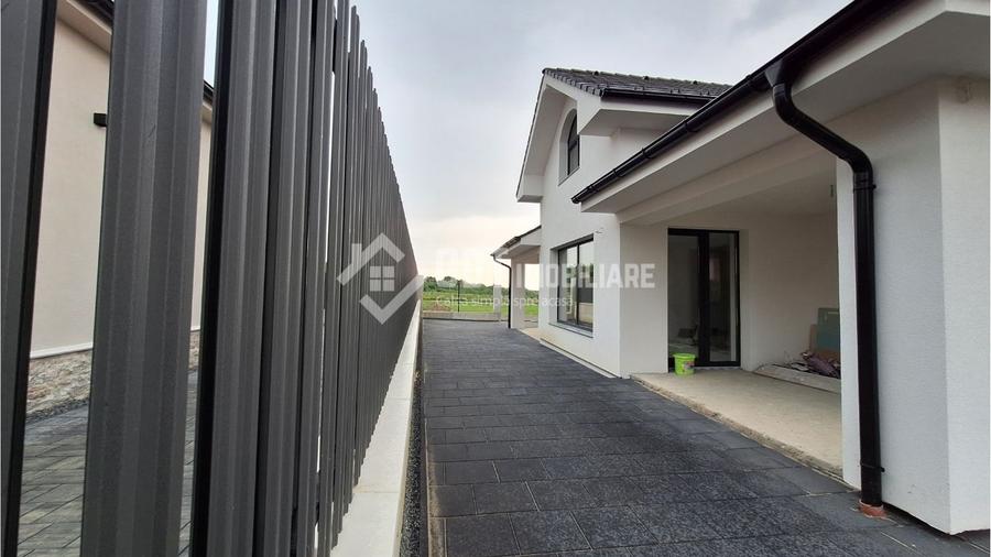 Casă individuală P+M de vânzare în Cisnădie, Șoseaua Sibiului – 299.000 €