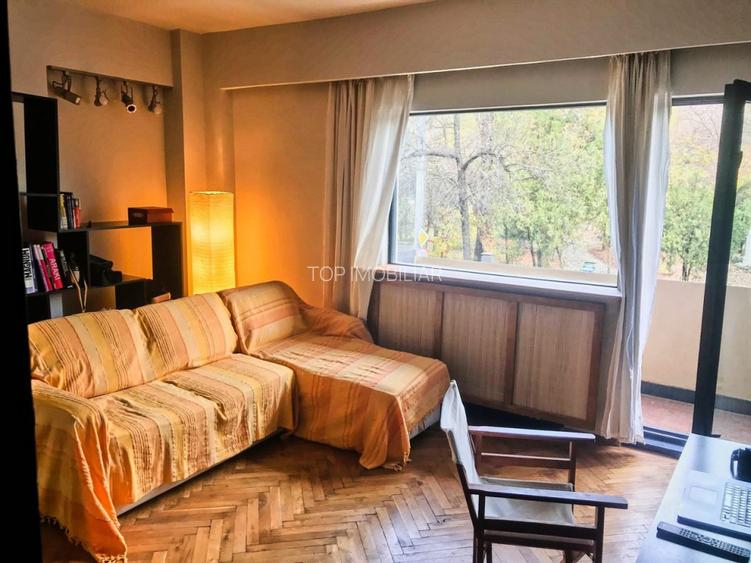 Ap Elegant 2 Camere Et.1, Cismigiu , Cu Balcon Generos - 4