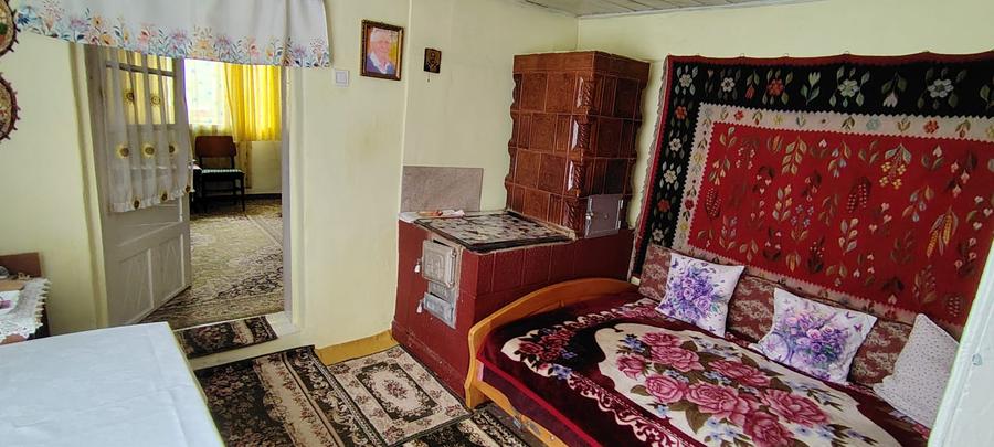 Casa locuibila in oras cu 1000mp teren