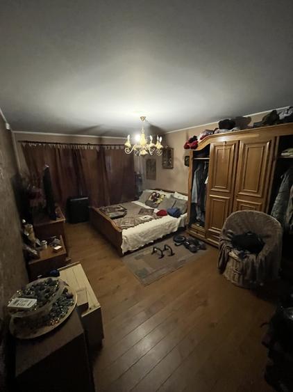 Casă 360 mp utili, spațiu comercial, teren 400 mp – Malu Roșu