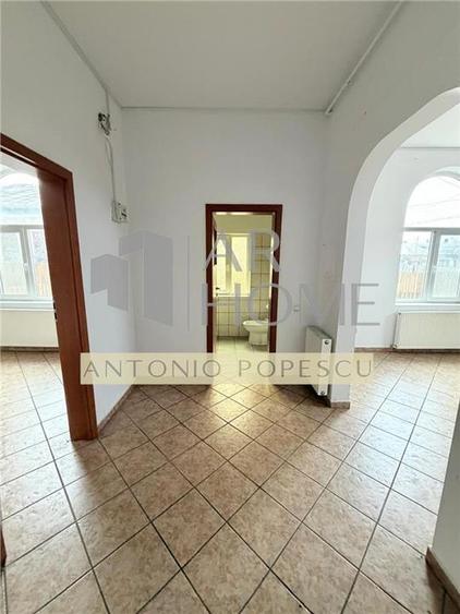 Casa 4 camere, 2 bai, 2 intarari, Ploiesti, zona Gh. Doja.