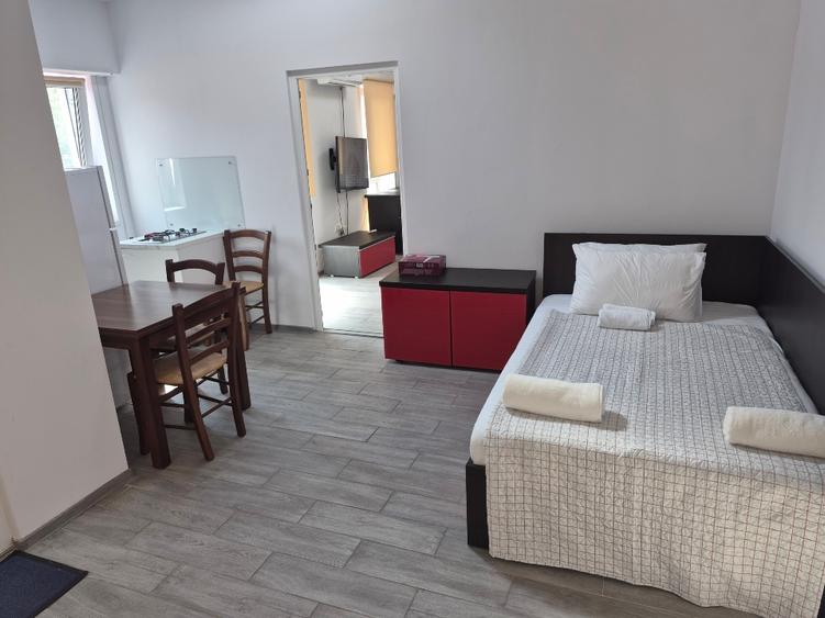Apartament mobilat și utilat, centrală gaz, Faleză Nord, str. Pescăruș 22A