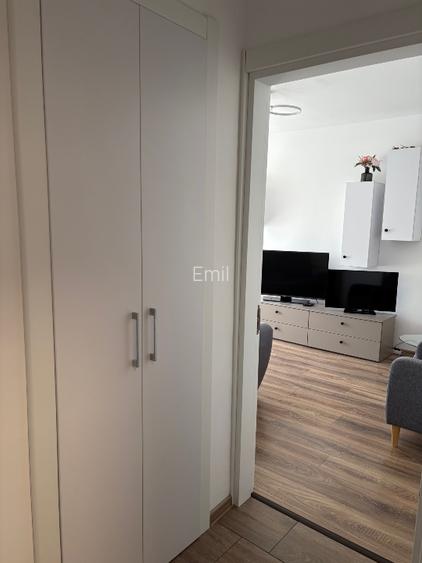 Inchiriere apartament doua camere decomandat