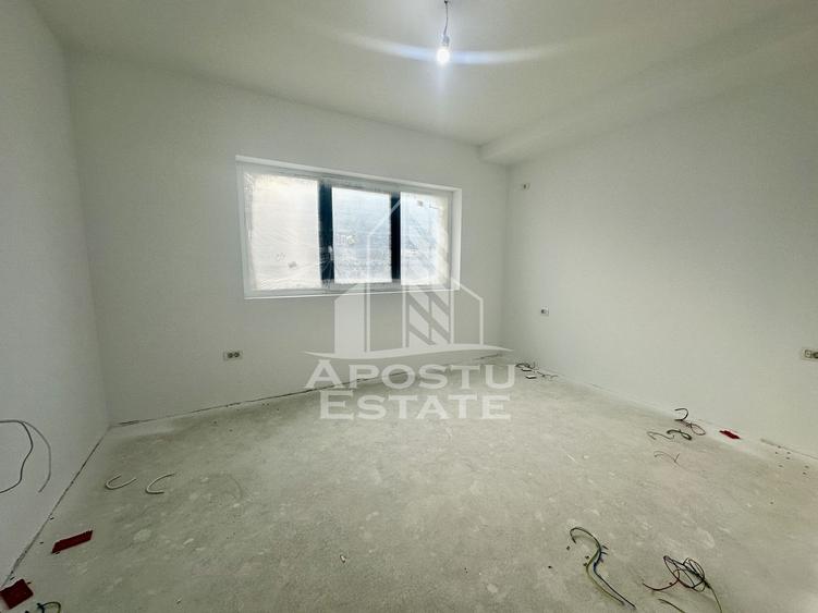 Duplex modern cu 4 camere in Giroc, vatra satului