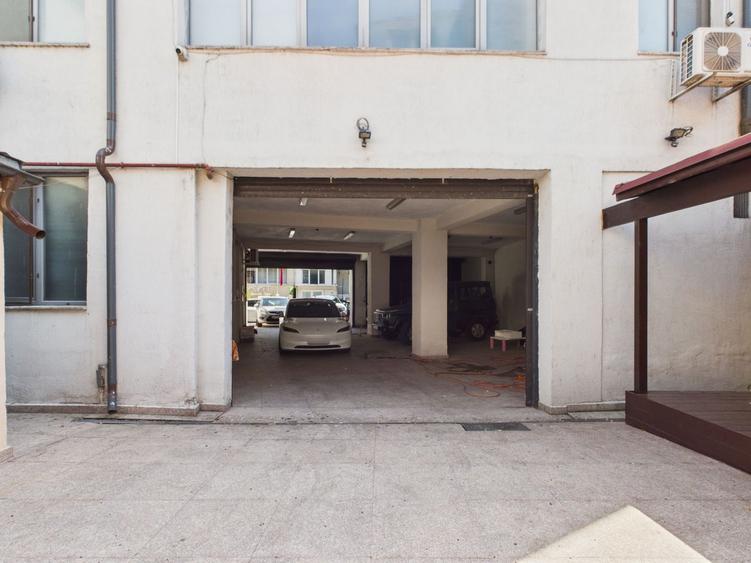 Spațiu de închiriat în Cotroceni | 202 mp/nivel | 3 locuri de parcare