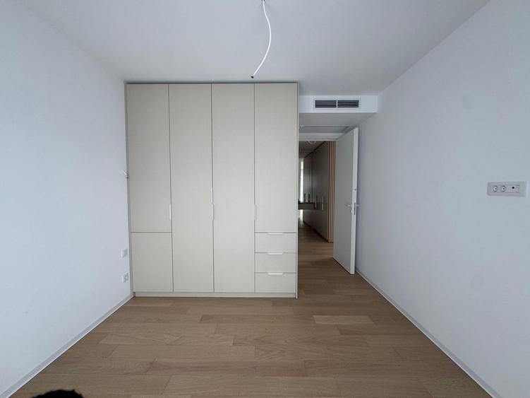 2 CAMERE || 2 locuri de parcare si boxa ||DECOMANDAT|| ONE LAKE CLUB