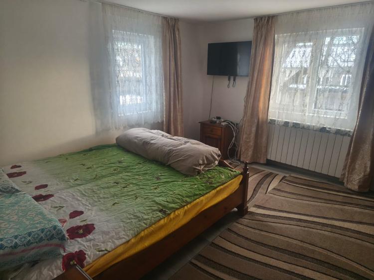 Casa de inchiriat + 5000mp teren, zona Horodnic de Jos, Radauti
