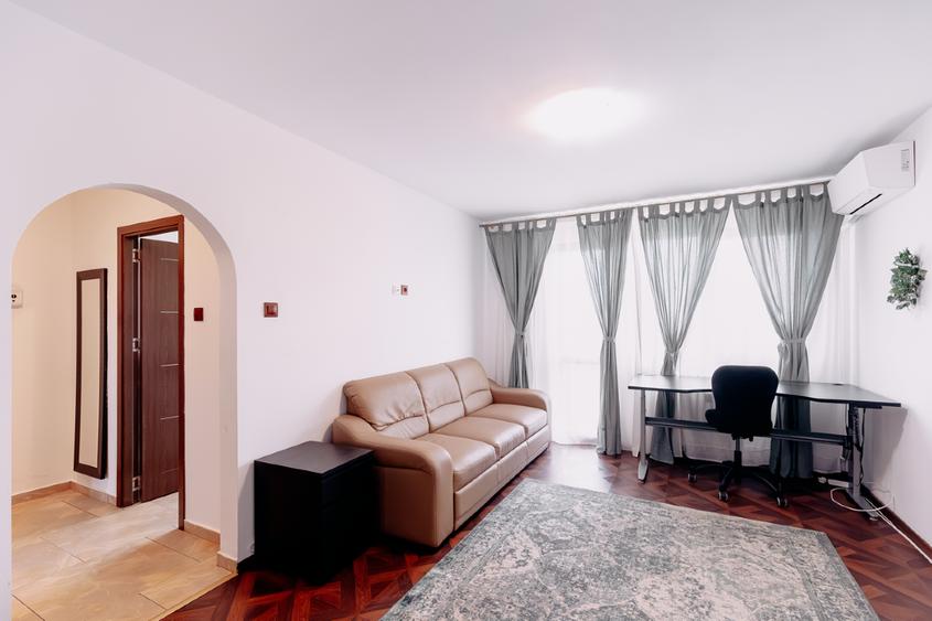 Ap. 2 Camere cu Vedere Lacul IOR | Renovat, Bucatarie Noua | Scoala 195