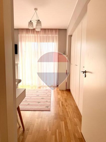 INCHIRIERE Apartament 3 camere Green Lake / Sisesti