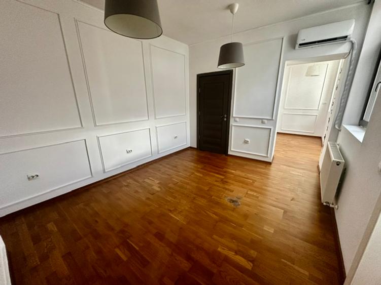 Vila deosebita cu 8 camere, renovata integral zona Kiseleff -Aviatorilor