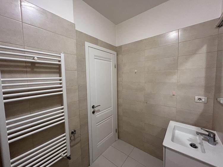 Apartament 2 camere Adora Park de inchiriat