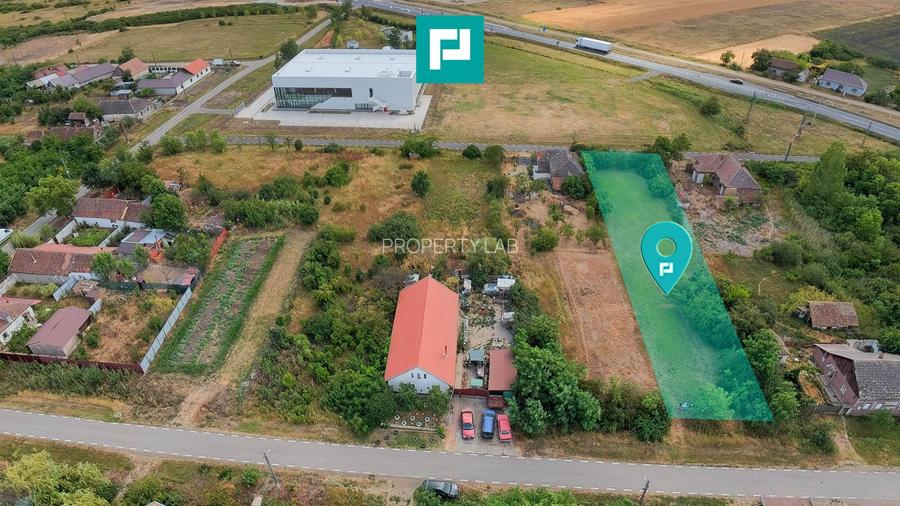 LOC DE CASĂ 771 MP - ZERIND - 2