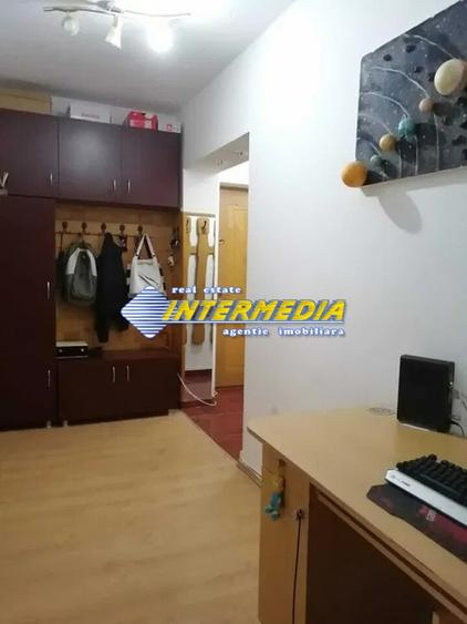 Apartament 2 Camere decomandat de vanzare zona Centru in Alba Iulia finisat