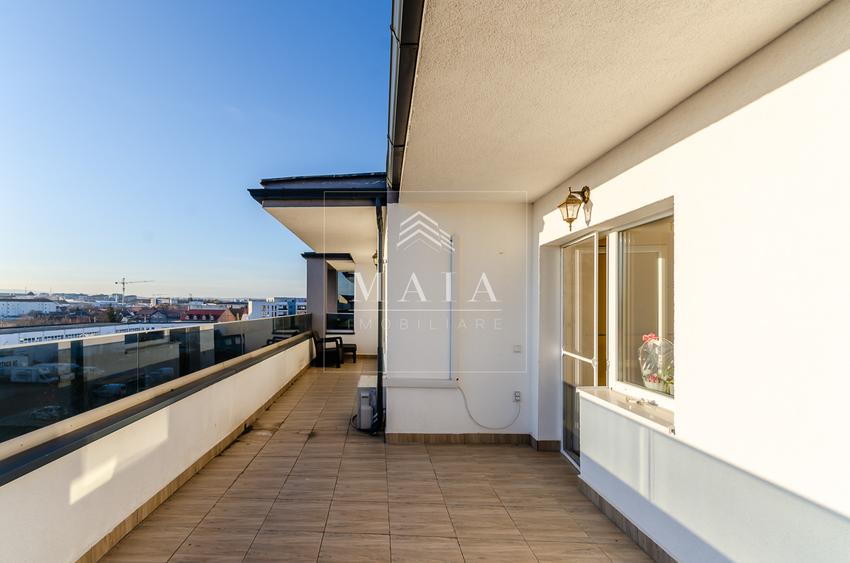 Penthouse 3 camere, la 5 min de centru, parcare privata