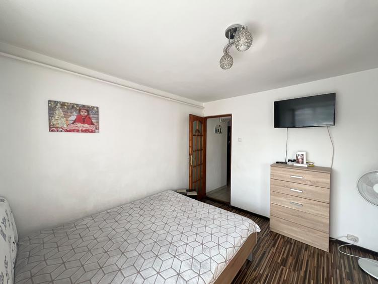 Apartament 2 camere, decomandat, 41 mp utili, etaj 2 - zona Garii