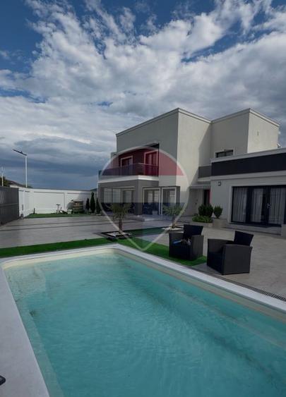 PRET NEGOCIABIL,vila moderna cu piscina,gata de mutare,comision 0%