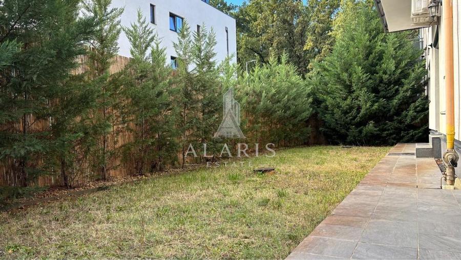 Apartament cu 4 camere, grădină proprie, Ghiroda