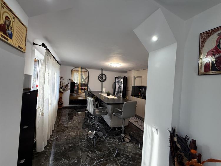 Inchiriere casa Feleac zona Bisericii cu 720 teren